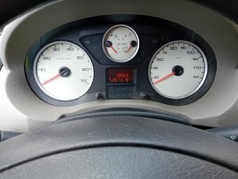 Citroen Jumpy X-2,0HDi-100kw-9míst,klima,tažné. - 9