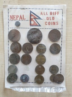 Doplňky/dekorace (sochy, masky, plastiky, dózy, etno) - 9