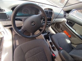 Cerato 2.0 benzí + plyn - 9