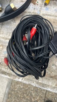 Prodám různé AV propojovací TV,audio,SVHS,scart atd. šňůry - 9