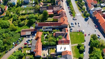 Prodej domu nám. T.G. Masaryka 779 m², pozemek 1465 m², Smeč - 9