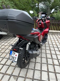 Honda ADV 350 - 9