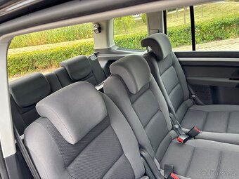 VW TOURAN 139najeto / DSG / 7MÍST - 9