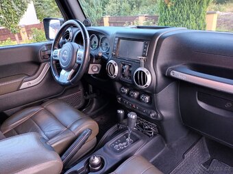 Jeep Wrangler Unlimited 2,8CRD 70th Anniversary Edition - 9