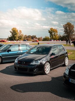 VOLKSWAGEN Golf 5 GTI - 9