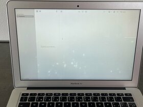 MacBook Air 13" 2014 128GB / 4GB / Skvrny na LCD - 9