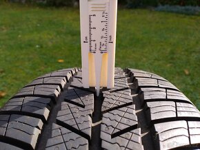 215/60 R17 100V Zimní pneu Barum - 9