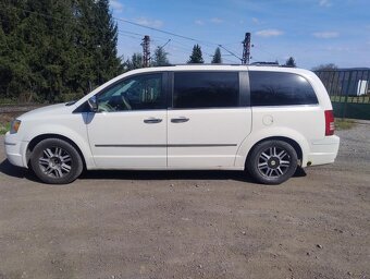 Chrysler towen country 4,0L LPG 2010 - 9