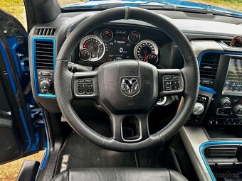 Dodge RAM 1500 Sport 5,7L V8 - 9