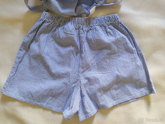 Nové pruhované top a šortky, H&M, vel. 128 - 9
