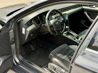 Volkswagen Passat B8 Highline 2.0TDi 140kW - 9