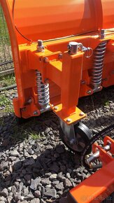 Sněhová radlice rovná řada PRO 2,2-3,3m SHP-SG ZIMNÍ AKCE - 9