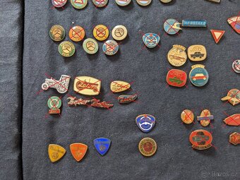 Prodám tyto staré auto-moto odznaky - 9