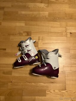 Dětský lyžařský set - lyže, hůlky, boty - 9