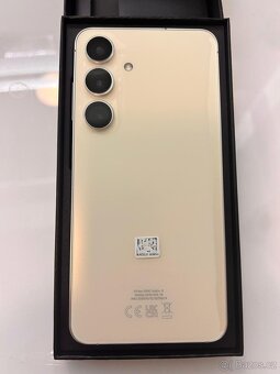 Samsung Galaxy S24 (S921B), 8GB/128GB, žlutá - 9