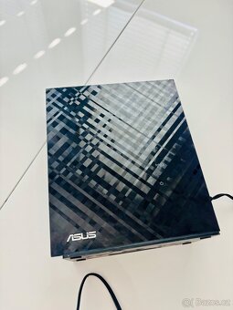 Kompletní PC/wifi router - 9