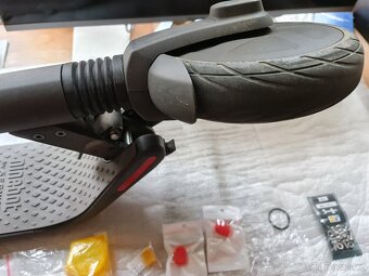 Segway Ninebot Kickscooter ES2 elektro koloběžka - 9