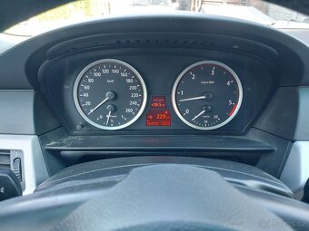 BMW 525d touring manuál - 9