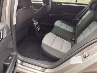 Škoda Superb 2.0 TDI 103 kW DSG - 9