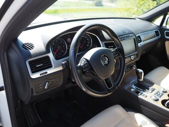 Volkswagen Touareg 3.0 TDI INDIVIDUAL, odpočet DPH - 9