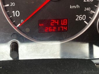 Audi A6 2,5 tdi S-line - 9