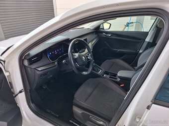 Škoda Octavia 2,0 TDI TOP - 9