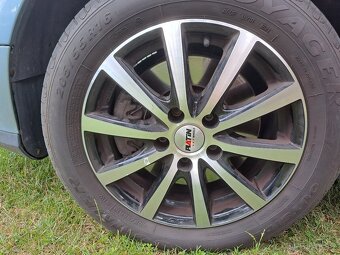 Volkswagen Passat B6 2.0 TDI 125 kW DSG, 2008, najeto 264 00 - 9