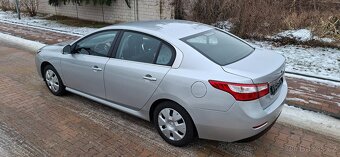 Renault Latitude - 9