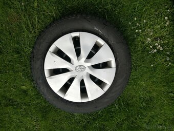 6jx15 5x114.3 toyota auris - 9