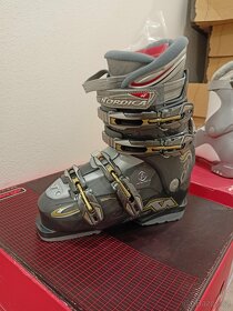 Nové lyžařské boty velikost 30-43 - 9