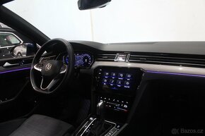 VW Passat B8 2.0TDI DSG Facelift Display LED Tažné 2021 - 9