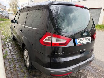 Ford Galaxy GHIA 7 míst 2.0TDCi 103kw - 9