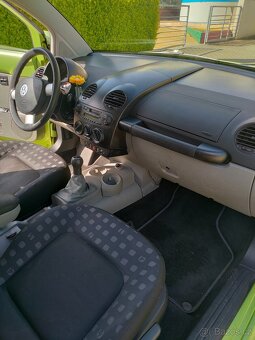 VW New Beetle 2.0, 2002 - 9