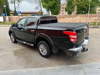 Mitsubishi L200 2.4 DI-D 113kw 4x4 DoubleCap ClearTec - 9