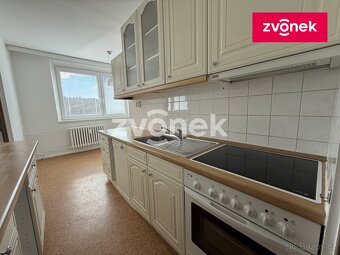 3+1 se dvěma lodžiemi, pěkná lokalita Zlína - 9
