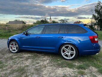 Škoda Octavia VRS 2.0tdi 180000km 2015 dsg - 9
