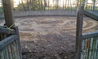 Venkovní ustájení Praha 4 - 9