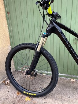 Trailové karbonové kolo Ghost SL AMR, ram M - 9