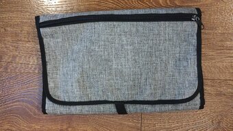 Rostoucí nosítko Moisha Grow + věci zdarma - 9