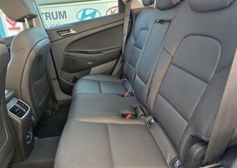 Hyundai Tucson 1.6-PREMIUM-DPH-4x4-AUTOMAT - 9