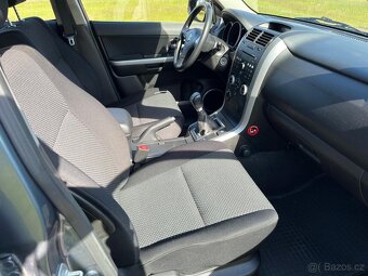 SUZUKI GRAND VITARA II 2.0i 103kw BENZIN 2.majitel tažné - 9