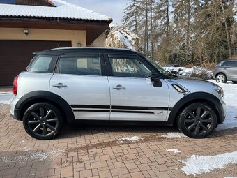 Mini Countryman S 1.6 T 135kW 4x4 Xenon Kůže - 9