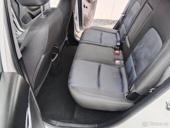 Hyundai ix20,1,4i,66KW,,66500km,rok 2015, - 9