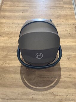 Vajíčko a Základna - 9