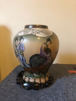 Dekorativní japonské vázy - 9