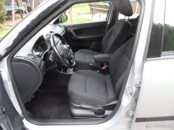 Škoda Fabia 1.6 TDI 55 KW Aut Klima,Koupeno v ČR R.V.10/2012 - 9