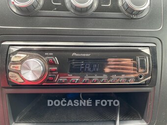 Volkswagen Caddy 1.6TDi , 55 kW nafta, 2011 - 9