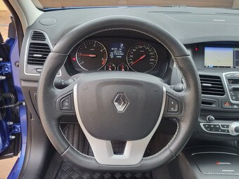 Renault Laguna III 2.0dCi 150PS 4Control - REZERVACE - 9