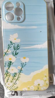 Kryt iPhone 12 Pro Max.nové a použité.cena za vše 200. - 9
