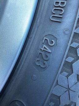 Originál alu kola VW Passat 5x112 R17 zimní - 9